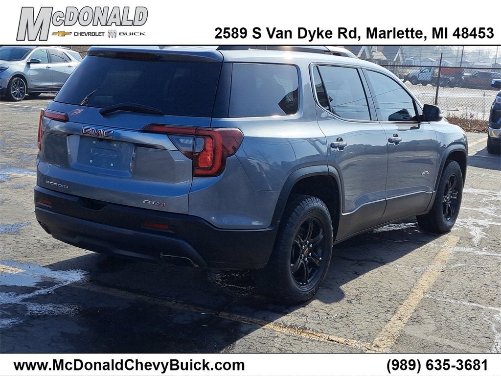 2022 GMC Acadia AT4