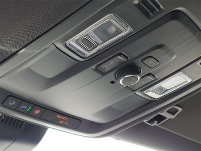 2025 Chevrolet Suburban RST