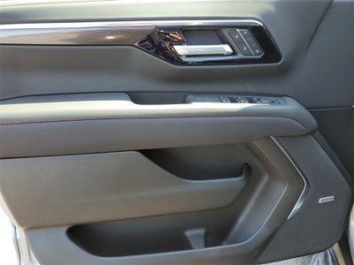 2025 Chevrolet Suburban RST