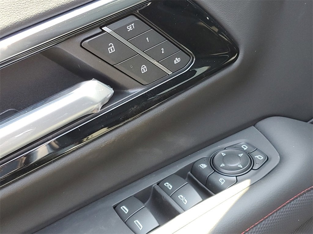 2025 Chevrolet Suburban RST