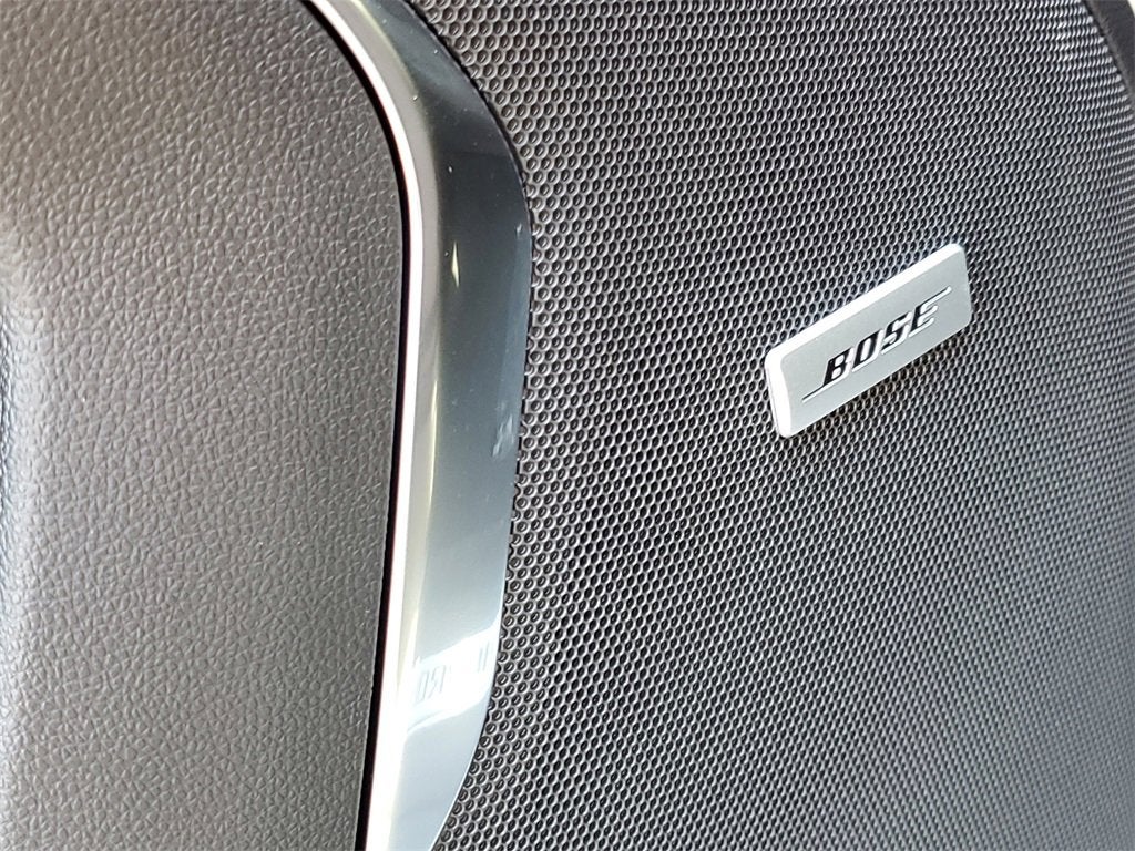 2025 Chevrolet Suburban RST