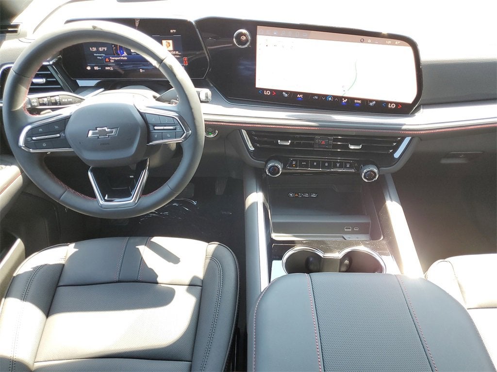 2025 Chevrolet Suburban RST