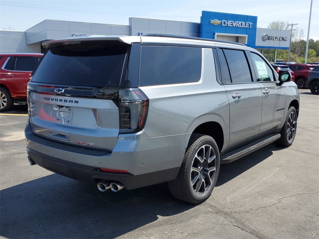 2025 Chevrolet Suburban RST