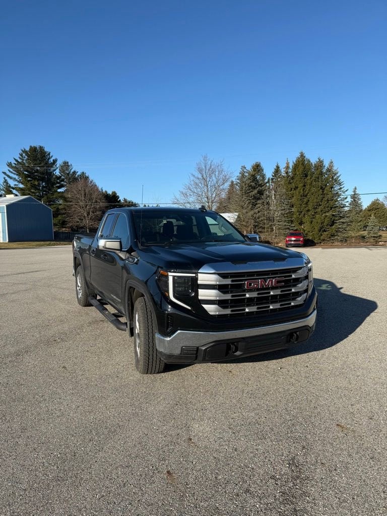 2023 GMC Sierra 1500 SLE