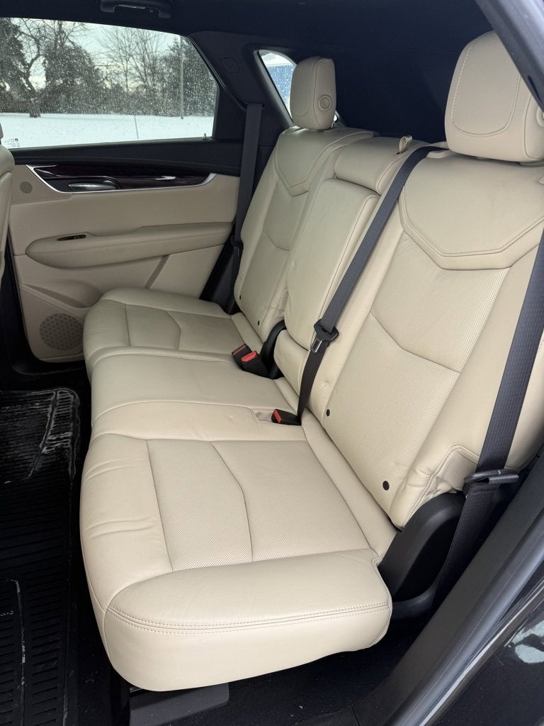 2017 Cadillac XT5 Luxury AWD