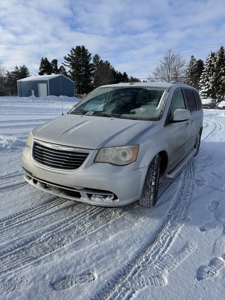 2011 Chrysler Town & Country Limited