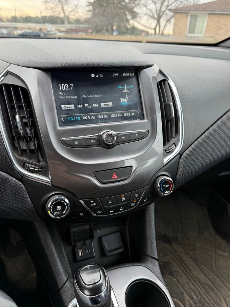 2018 Chevrolet Cruze LT