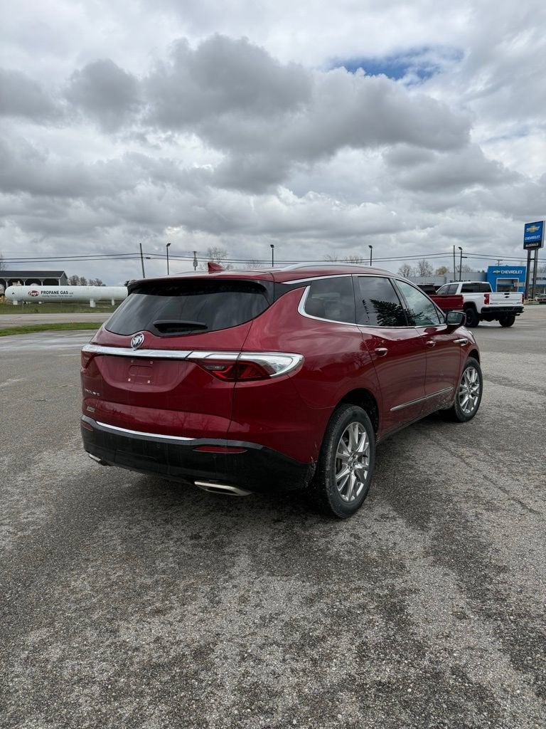 2024 Buick Enclave Essence