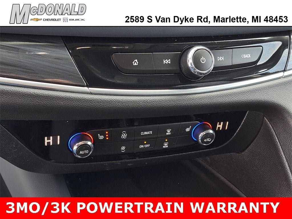 2020 Buick Enclave Essence