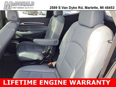 2022 Buick Enclave Essence