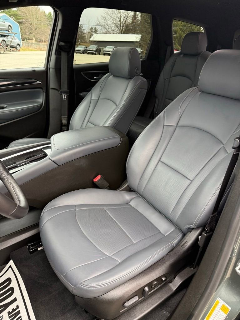 2023 Buick Enclave Premium